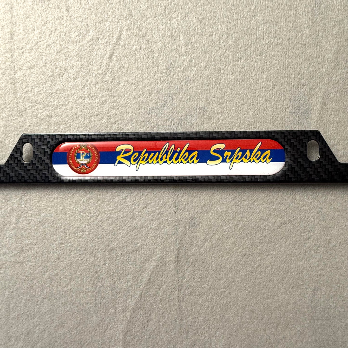 REPUBLIKA SRPSKA Carbon Look License Frame - US Size - For Cars